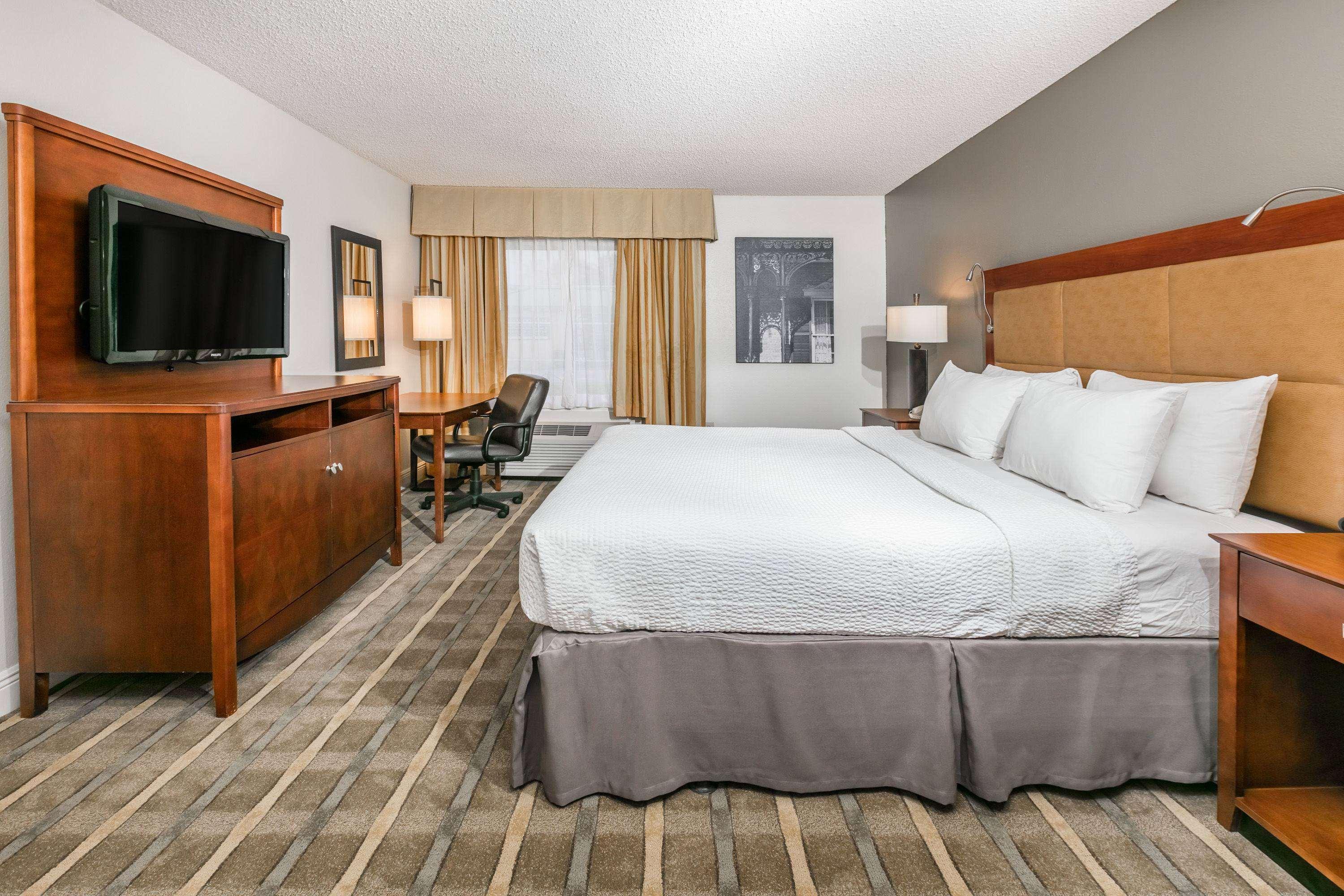 Richmond Inn And Suites Baton Rouge College Drive Ngoại thất bức ảnh