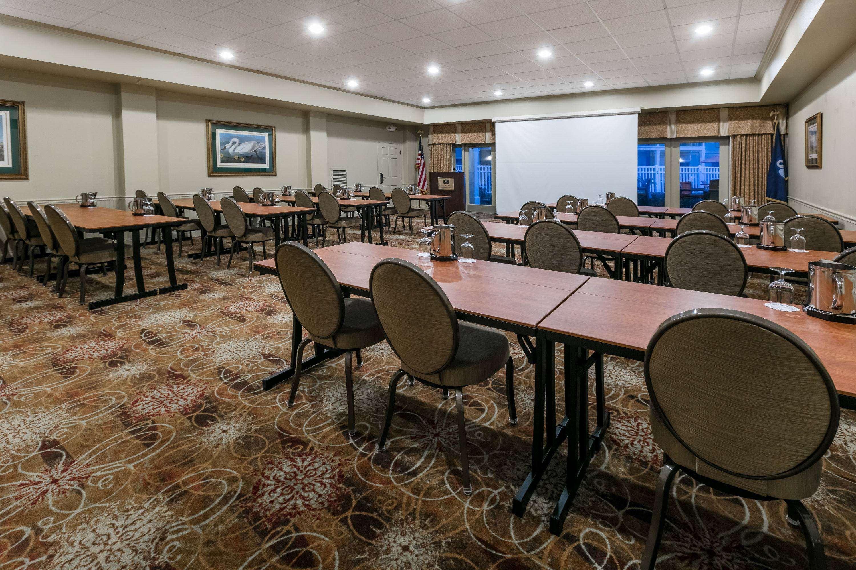 Richmond Inn And Suites Baton Rouge College Drive Ngoại thất bức ảnh