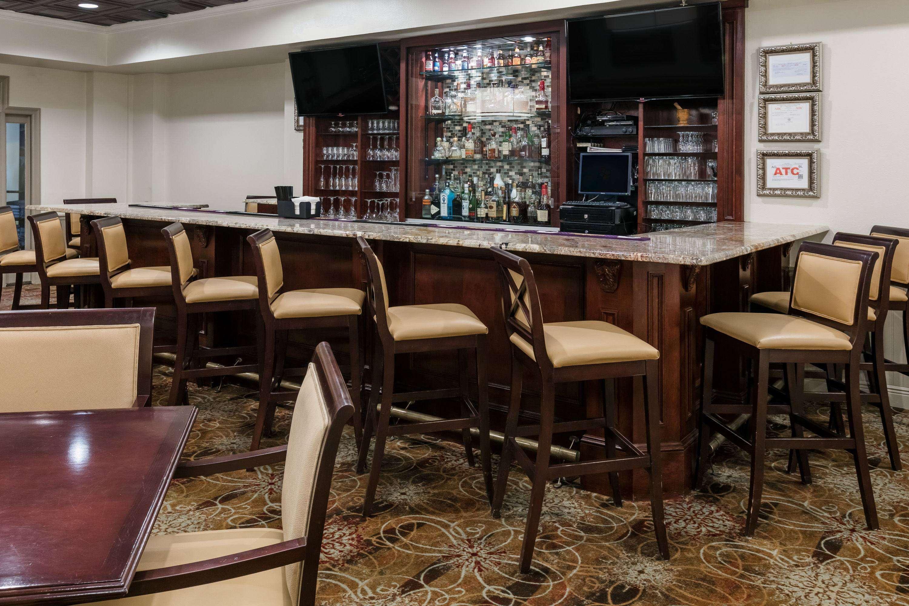 Richmond Inn And Suites Baton Rouge College Drive Ngoại thất bức ảnh