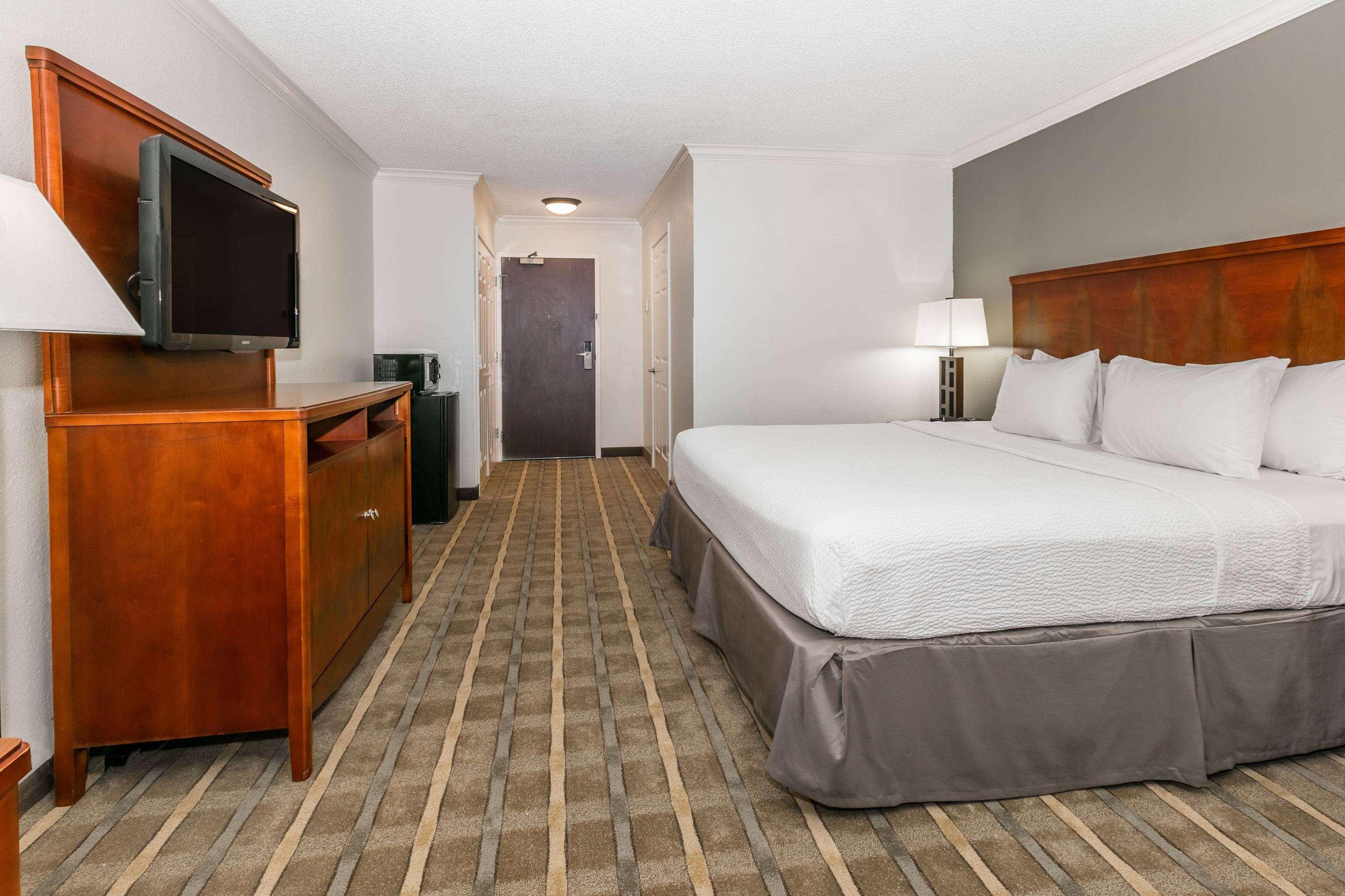 Richmond Inn And Suites Baton Rouge College Drive Ngoại thất bức ảnh